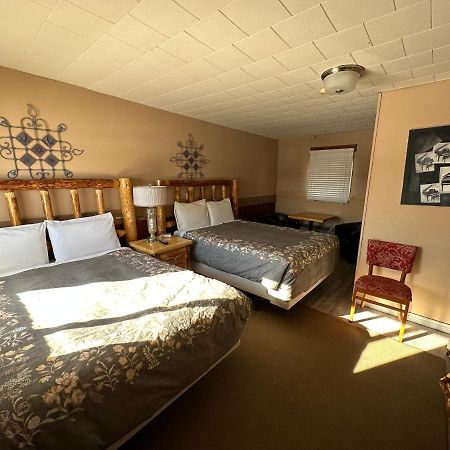 Pinecrest Motel Nipigon Екстериор снимка