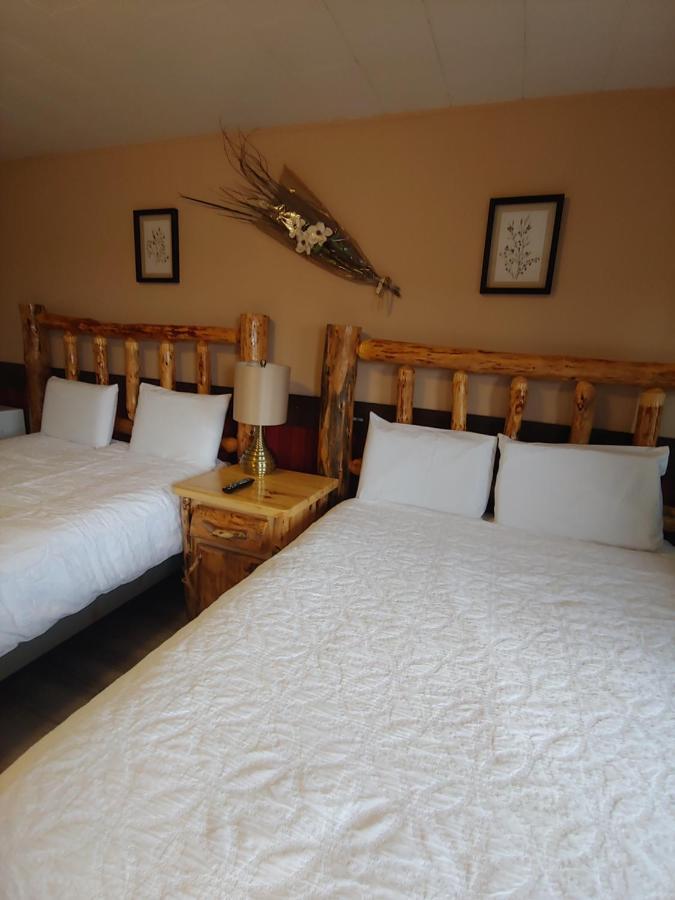 Pinecrest Motel Nipigon Екстериор снимка